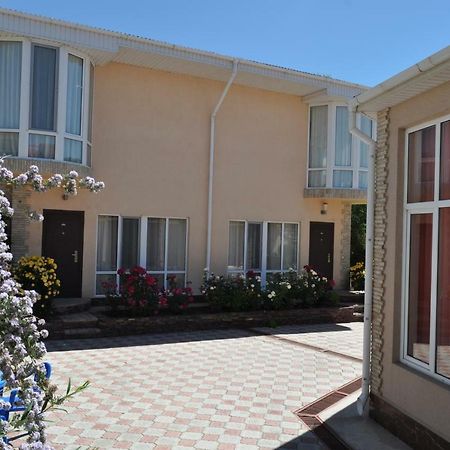 Zlata Inn Tamcsi Kültér fotó